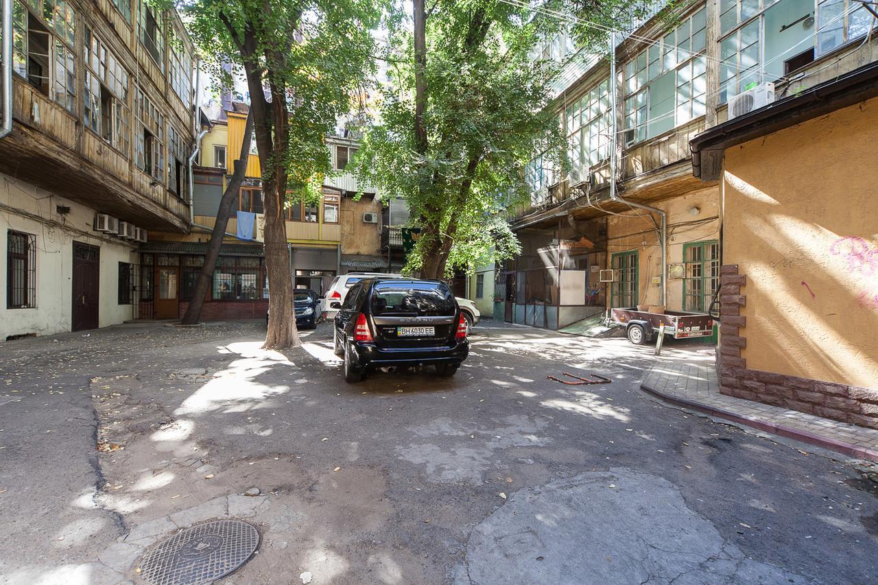 Ferienwohnung GoodRest on Deribasovska 19 Odessa Exterior foto